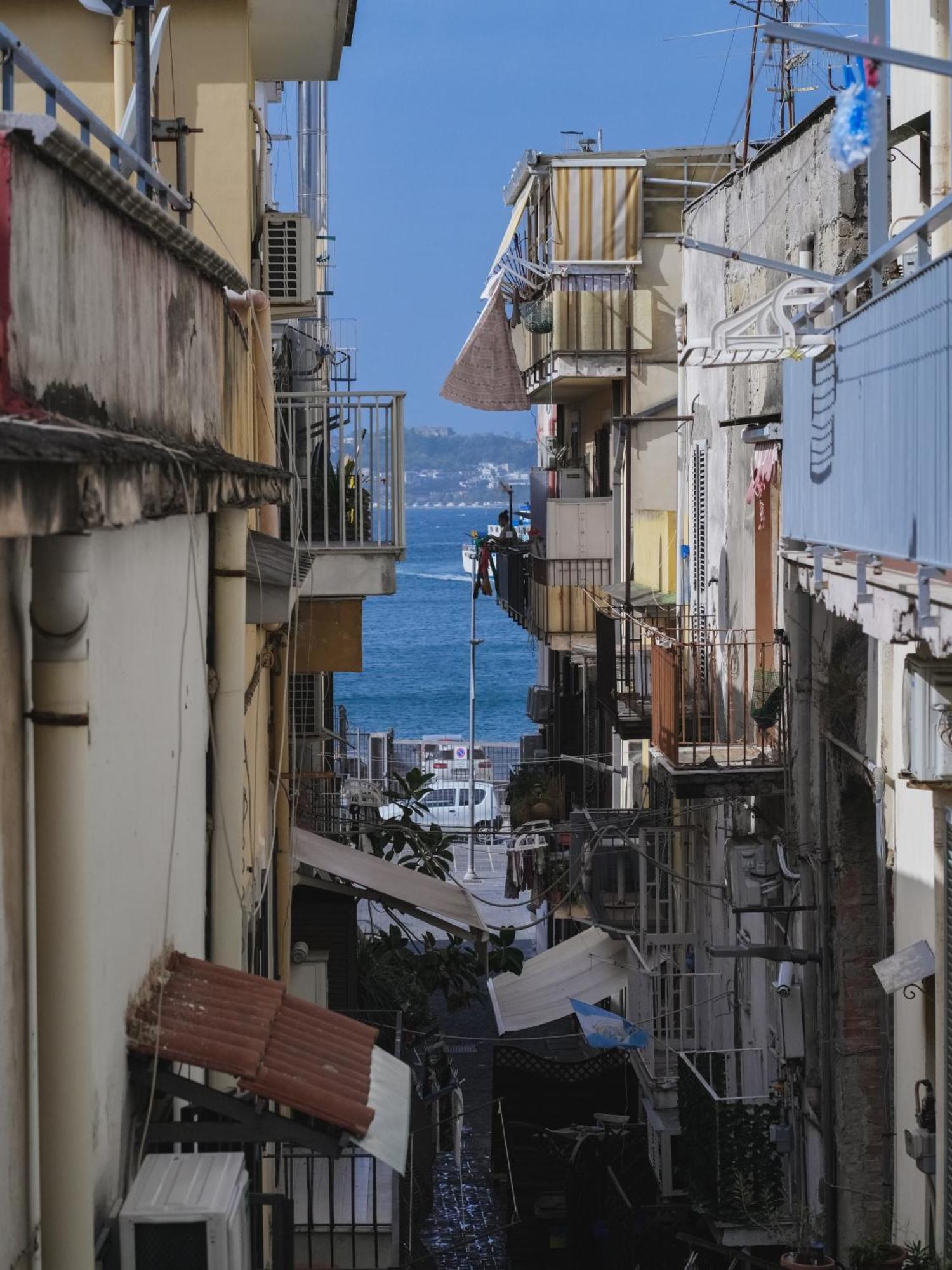 Hotel Da Sara Pozzuoli Esterno foto